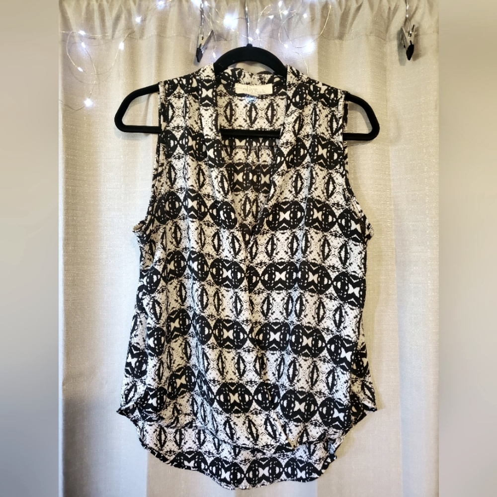 Olive & Oak Blouse - Black & White - Large